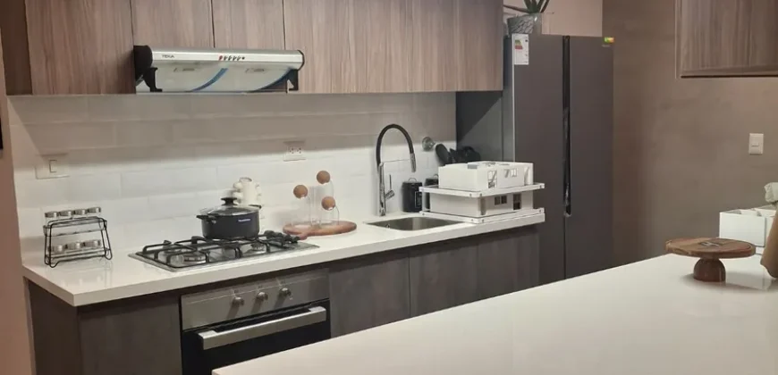 Departamento en venta Avenida Sergio Bernales 520, Surquillo, Perú